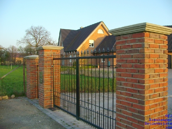 Pfeilerabdeckplatten Sandsteinnachbildung mit Profil