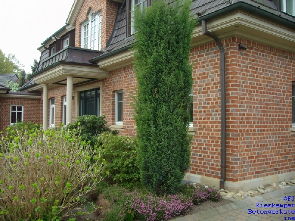 BV: in Greffen / Gesimsteile