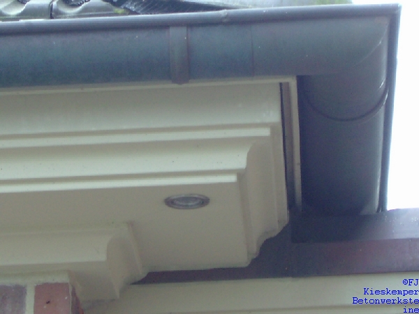 BV: in Greffen / Gesimsteile