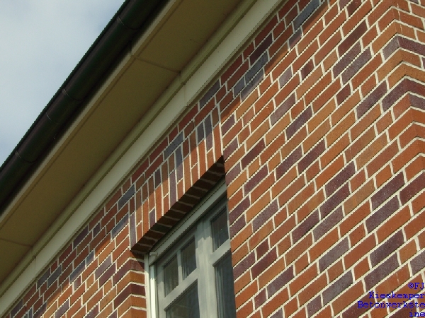 BV: in Freckenhorst  / Gesimsteile u. Fensterbänke