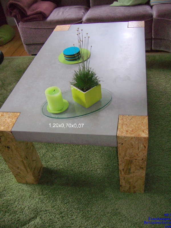 Sichtbetoncouchtisch