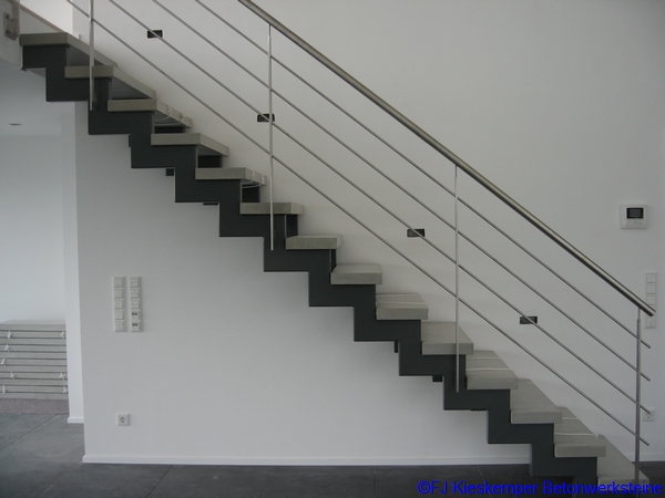 Sichtbetoninnentreppe